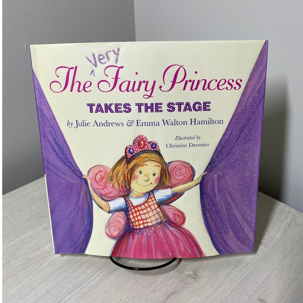 Julie Andrews SIGNED The Very Fairy Princess Takes the Stage First Edition COA